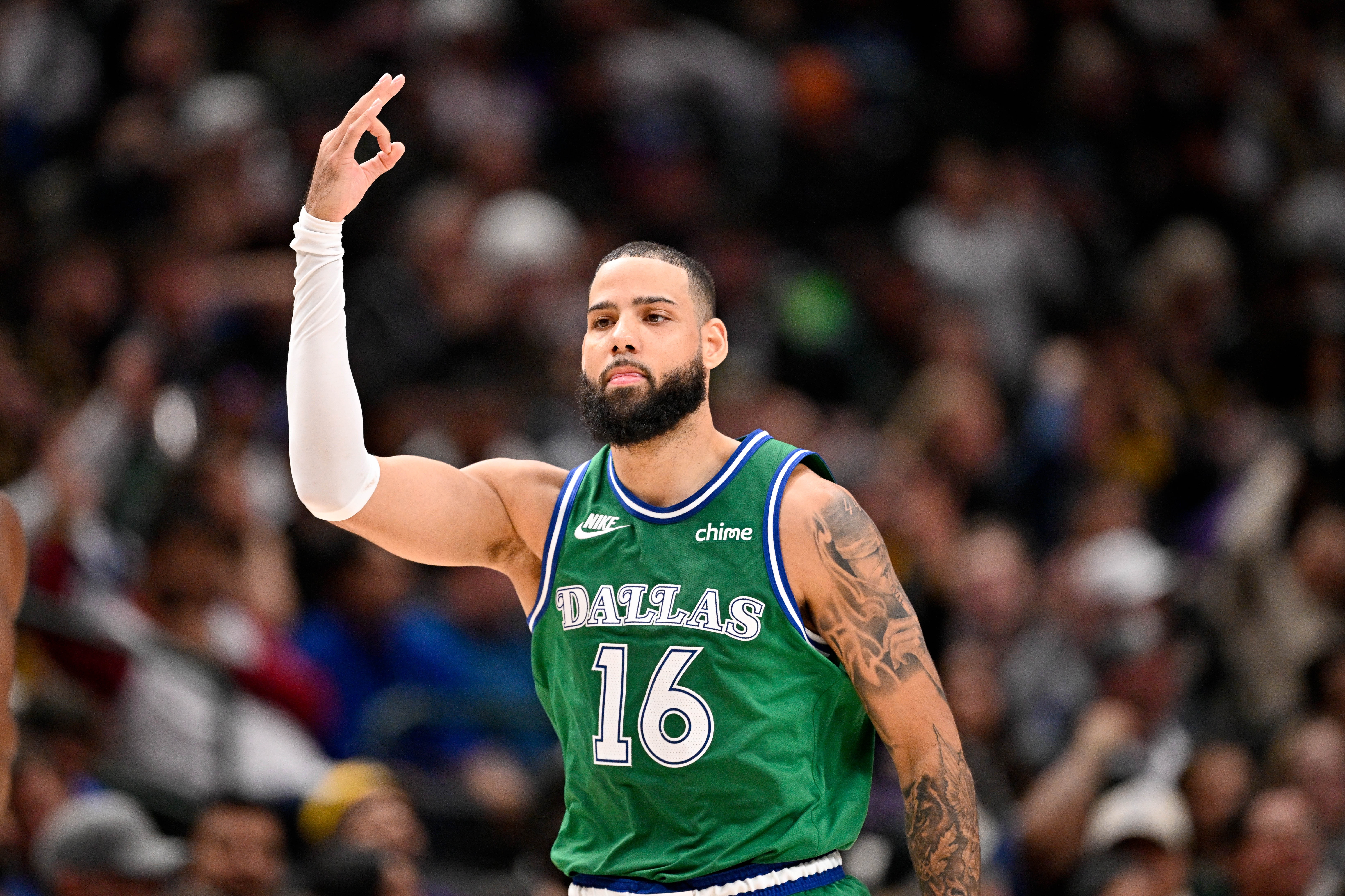 体育赛事-明天独行侠迎战勇士 凯莱布·马丁出战成疑 布威小概率出战